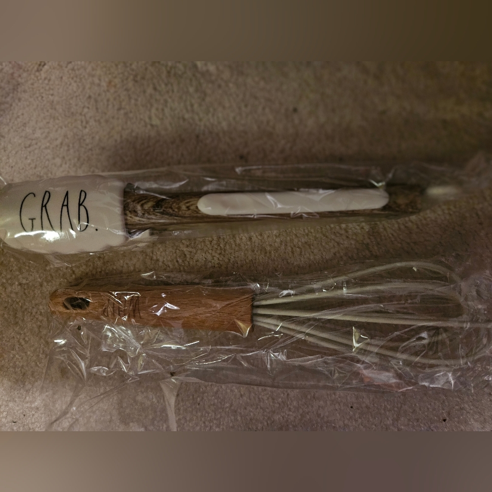 Rae Dunn mini whisk and tong set